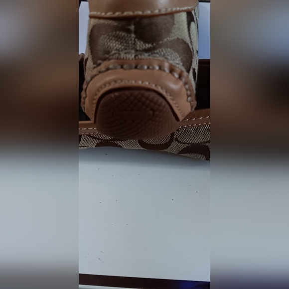 Coach flats - Picture 10 of 16